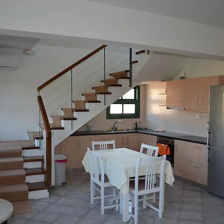 Гостевой дом Rena's House Калогрия